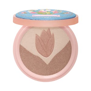 Iluminador facial compacto Denim Blossom tricolor