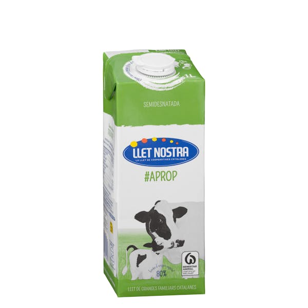 Leche semidesnatada Llet Nostra