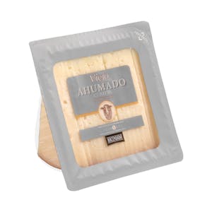 Queso viejo ahumado de oveja Hacendado cortado en cuñitas