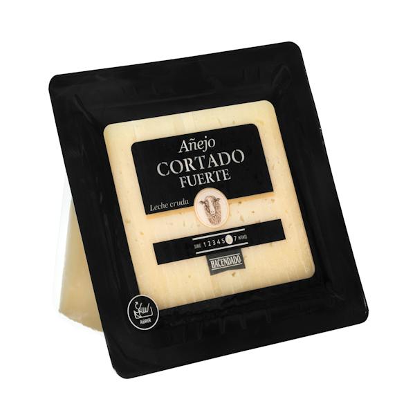 Imagen de Queso añejo fuerte de oveja Hacendado cortado en cuñitas
