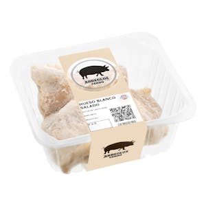 Hueso blanco de cerdo salado
