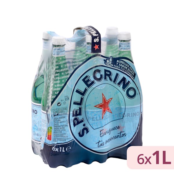 Agua mineral con gas grande San Pellegrino